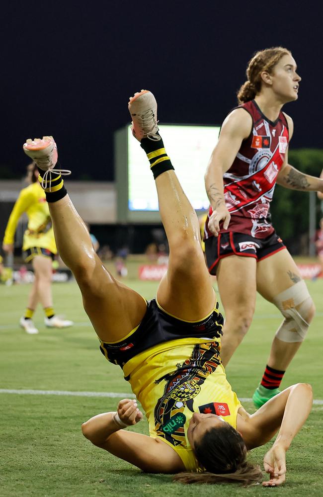 Maddie Shevlin is dumped by Amber Clarke. Picture: Dylan Burns/AFL Photos via Getty Images