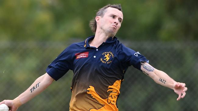 Will Lee of Strathmore bowls during the VTCA match between Strathmore and Yarraville Club at Lebanon Reserve in Strathmore, Saturday, January 11, 2020. (Photo/Julian Smith)