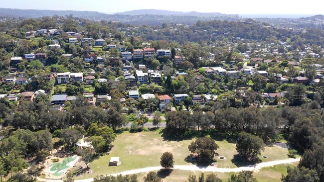 Aerial view of parts of Narrabeen.