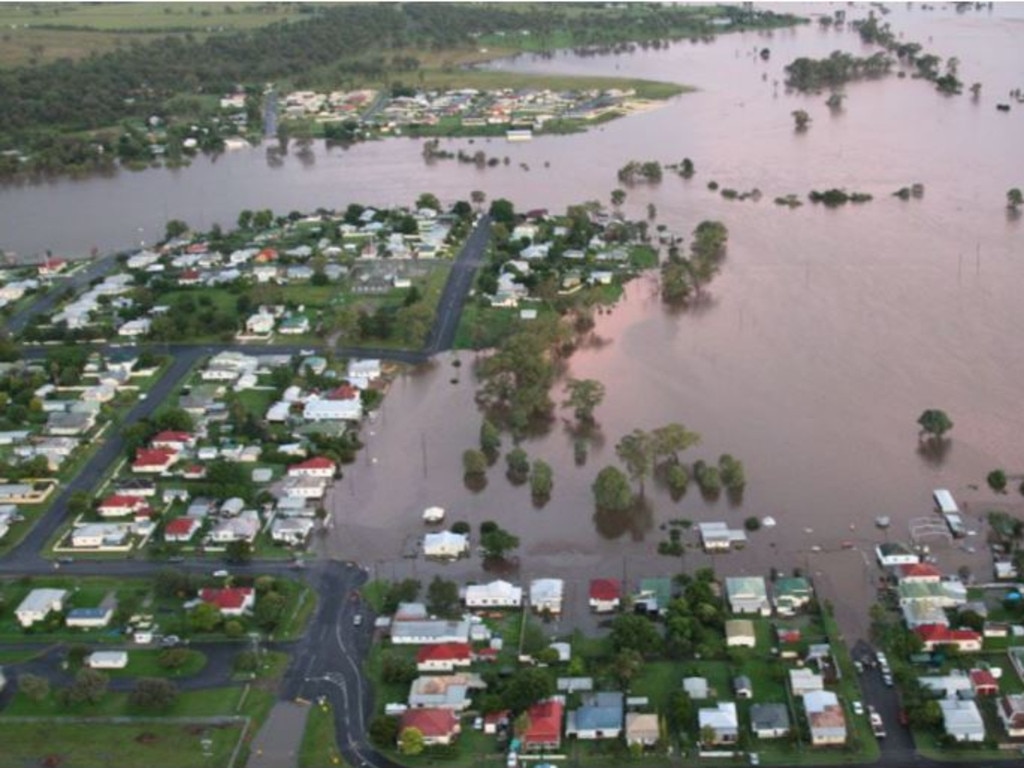 Aerial shot of Warwick devastated by 2011 floods. (Photo: file)