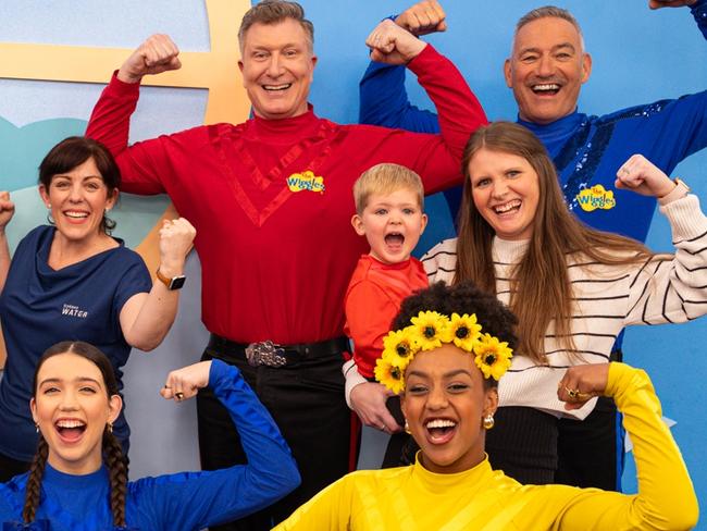 Network ONLY> Water Saving Super Heroes Wiggles song >>(L – R)Back row: Samantha Mikhael, Leo Mikhael (4), Lachy Wiggle, Tracey Willingham (Sydney Water - Manager Community Education and Corporate Social Responsibility), Simon Wiggle, Darcy Gee (2), Megan Gee.Front row: John Wiggle, Lucia Wiggle, Tsehay Wiggle.Supplied