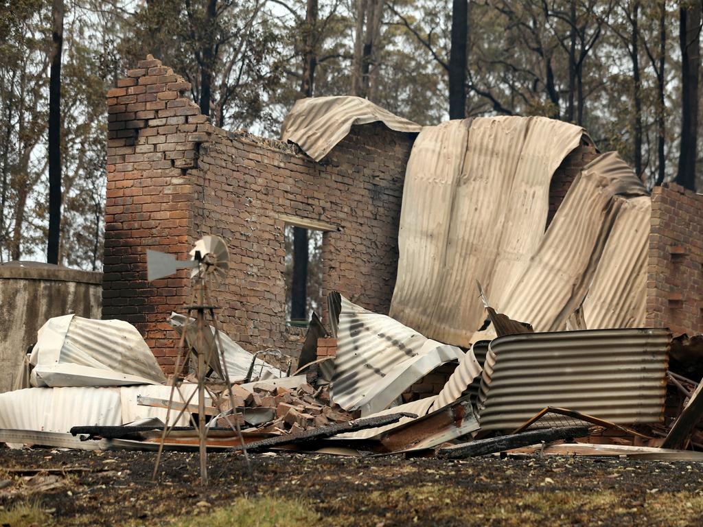 Daily Telegraph. Houses lost in the Nana Glen bushfrie. Property belonging to Warren Smith on Ellems Quarry Rd, Nana Glen. Picture Nathan Edwards.