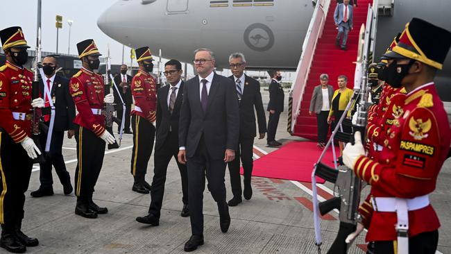 Anthony Albanese arrives in Jakarta, Indonesia, on Sunday night (AEST). Picture: AAP