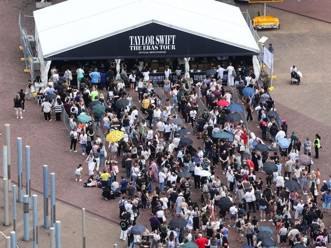 SYDNEY, AUSTRALIA: NewsWire Photos: FEBRUARY 21 2024:Taylor Swift fans are seen lining up for hours to get merchandise before the next concert, at the Homebush Stadium in Sydney. Picture: NCA NewsWire / Gaye Gerard