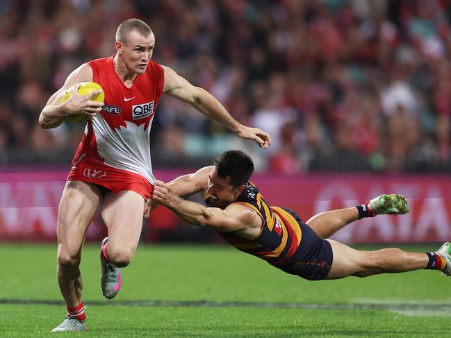 Alex Neal-Bullen and the Crows gave Chad Warner and the Swans nothing on Saturday night. Picture: Matt King/AFL Photos/via Getty Images)