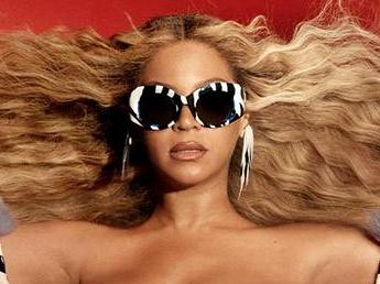 beyonce wins album of the year