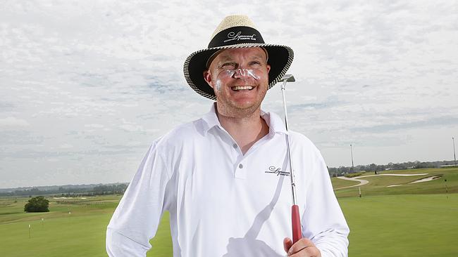 Doug Bollinger promotes cancer awareness among golfers at Lynwood Country Club. Picture: Carmela Roche