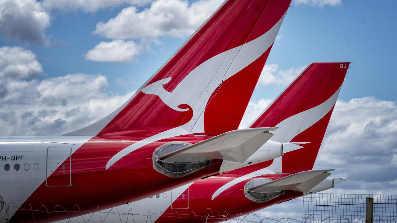 Qantas have plans for an overseas travel restart before Christmas. Picture: NCA NewsWire / Luis Ascui