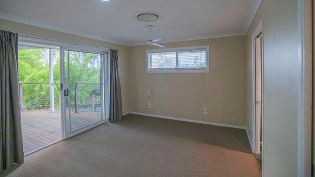 11 Zoeller Drive in Parkwood, which is available for rent for $995pw.