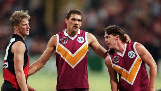 Craig McRae with Damien Hardwick (and former Bears teammate Darryl White) in 1996.