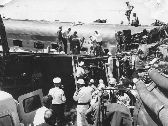 St John volunteers rush to the scene to help victims of the derailment.