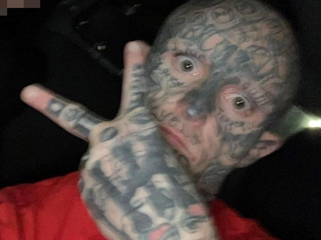 Tatted crim steals BMW, poses with it on Facebook