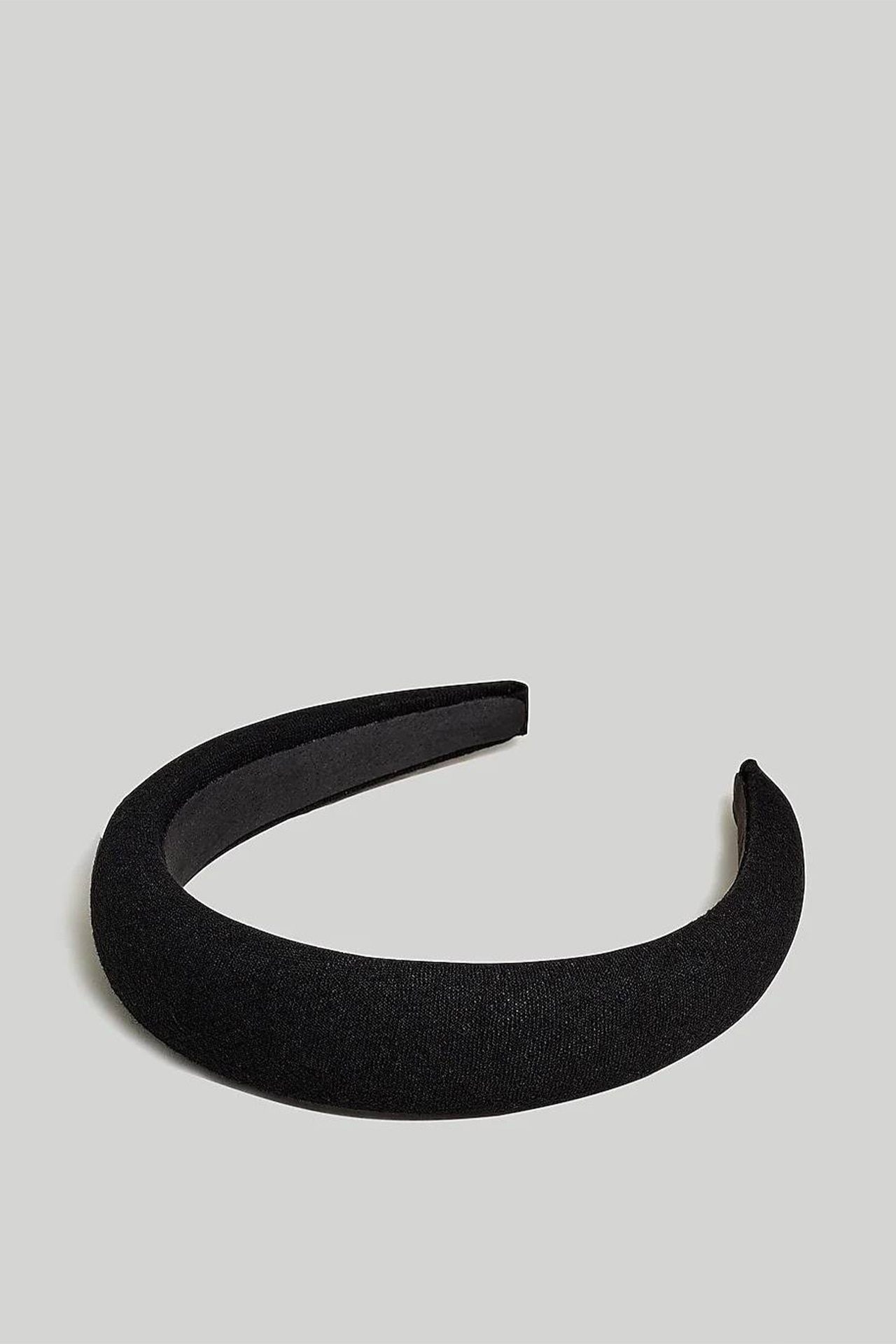 The Padded Headband Is Back, and It's the Quickest Route to a