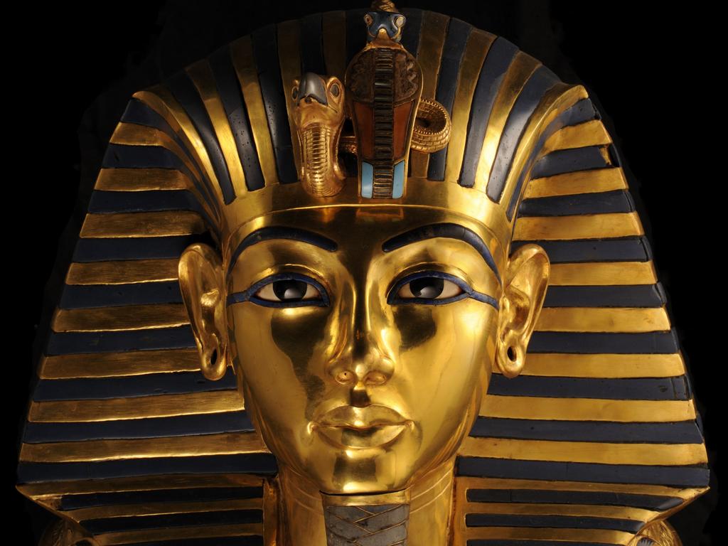 King Tutankhamun’s Sarcophagus Removed From Tomb For First