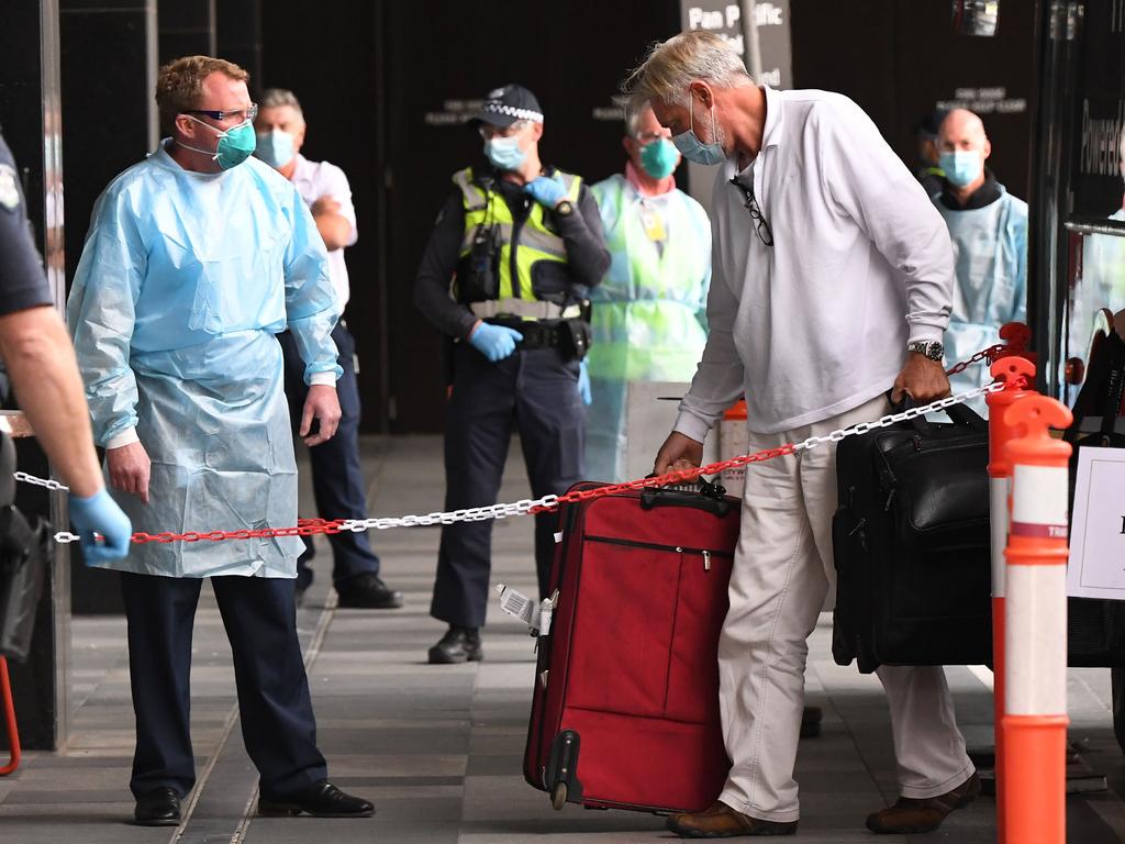 Marise Payne said more than 17,000 registered Australians had returned since mid-September. Picture: William West/AFP