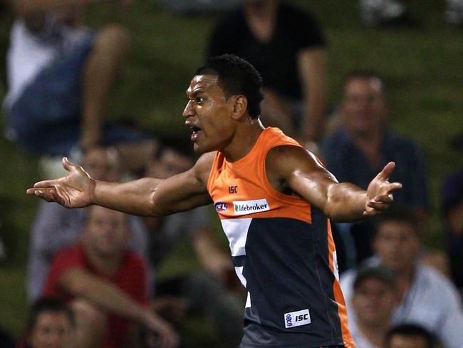 Israel Folau disputes a call with the umpire. Picture: Getty