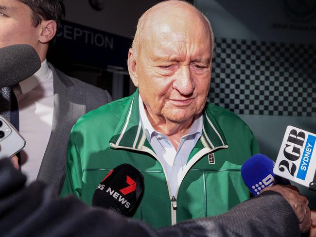 SYDNEY, AUSTRALIA - NewsWire photos NOVEMBER 18, 2024: Alan Jones is released on bail from Day Street Police Station in Sydney. Picture:  NewsWire / Dylan Coker