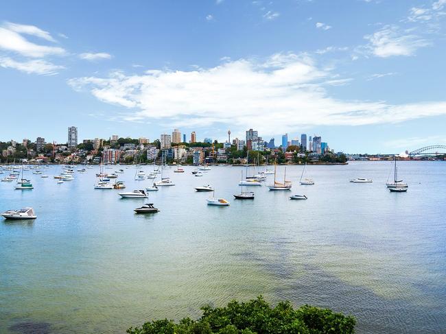 Three adjoining properties with postcard views of the harbour have sold in Point Piper.