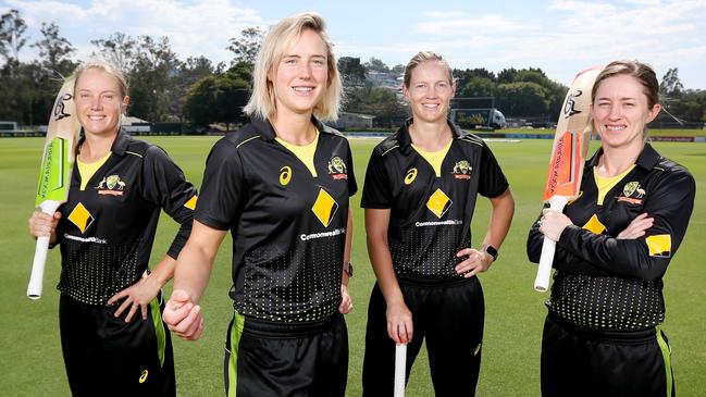 The Aussie women have their eyes of the World T20 final prize.