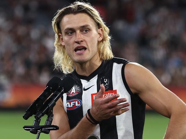 MELBOURNE. 25/04/2023. AFL. Round 6. Collingwood vs Essendon at the MCG.  Darcy Moore of the Magpies makes a speech after todays win . Pic: Michael Klein