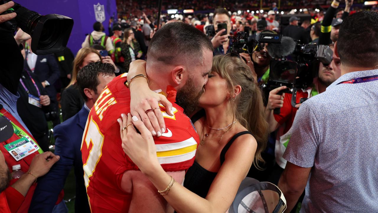 Travis Kelce kisses Taylor Swift after the Super Bowl. Photo by Ezra Shaw/Getty Images