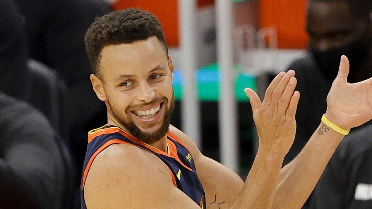 NBA news 2021: Steph Curry, halftime ritual, Andrew Bogut ...