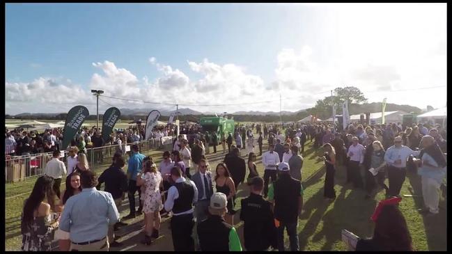 Coffs Cup Day crowd