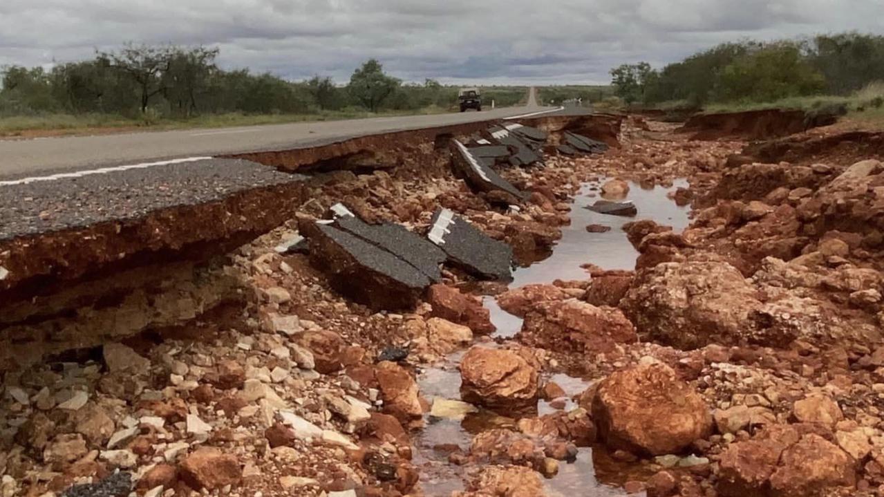 People in the Victoria River region are being told to Watch and Act as floodwaters rise. Picture: Road Report NT