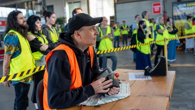 Professor Jonathan Roberts, director of the Australian Cobotics Centre.