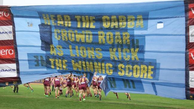 This banner fail set the tone for the Lions against the Swans.