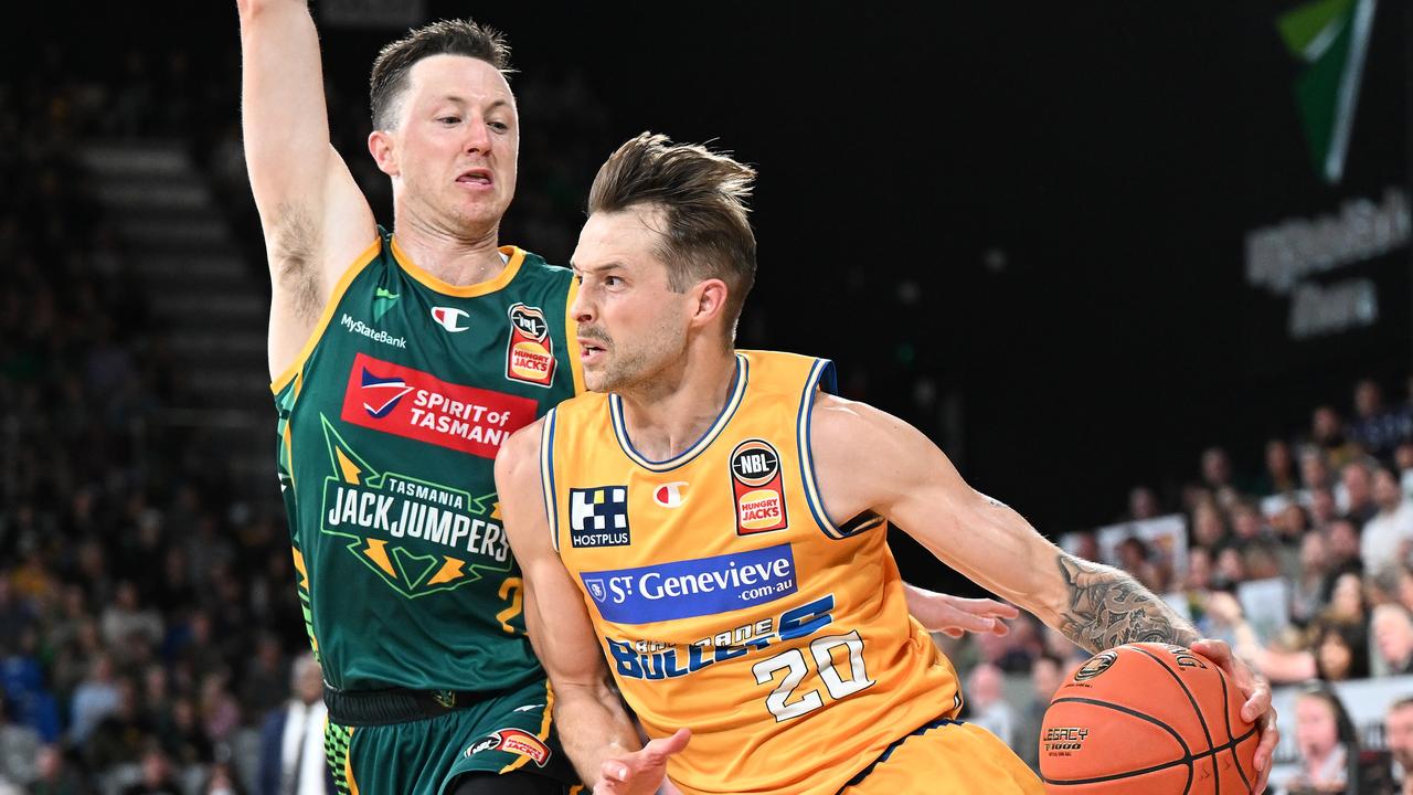 JackJumpers go down to the Brisbane Bullets in the NBL | The Mercury