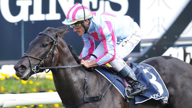 RACING - THE CHAMPIONSHIPS - DAY 2