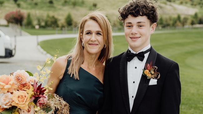 Sarah McGoram, who suffered a rare cancer, with her son George.