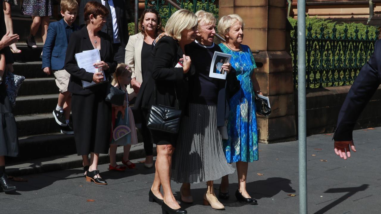 Brian Walsh Friends Gather For Foxtel Boss Funeral After Unexpected Death Sky News Australia 