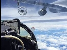 flight raaf captured of refuel