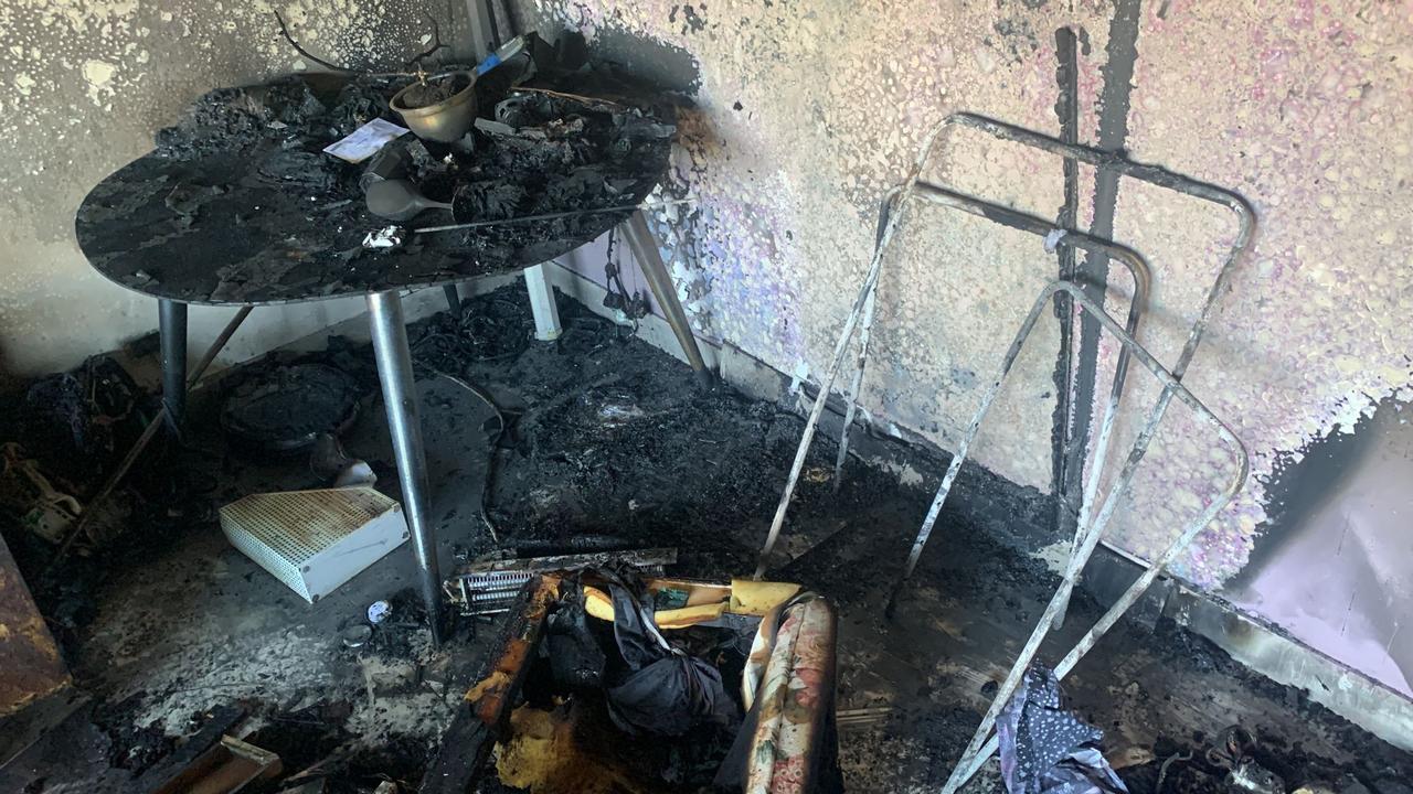 Punchbowl unit fire: Woman jumps from balcony to escape blaze | Daily ...