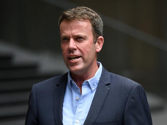 Federal Education Minister Dan Tehan speaks to the media in Sydney, Sunday, January 19, 2020. (AAP Image/Joel Carrett) NO ARCHIVING