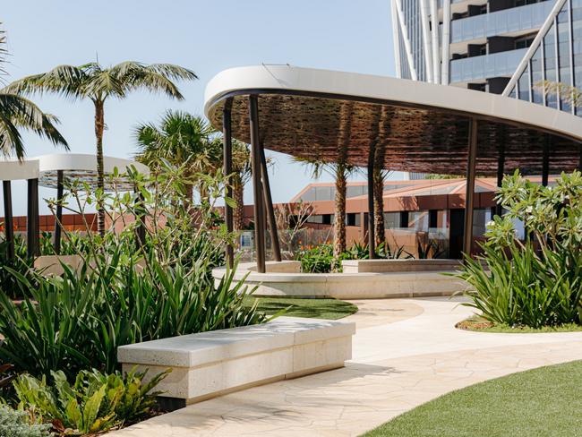 The award-winning Jewel Towers cabana by Landscape Solutions Qld.