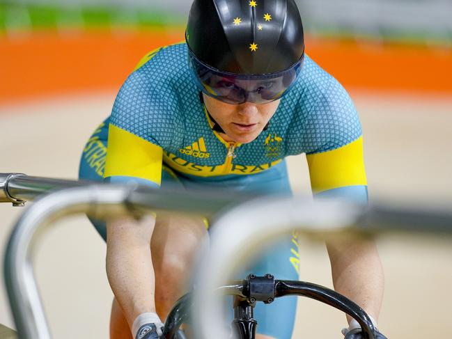 RIO DE JANEIRO, BRAZIL - JULY 31: Anna Meares of Australia practices during a track cycling training session at the Rio Olympic Velodrome on July 31, 2016 in Rio de Janeiro, Brazil. (Photo by David Ramos/Getty Images)