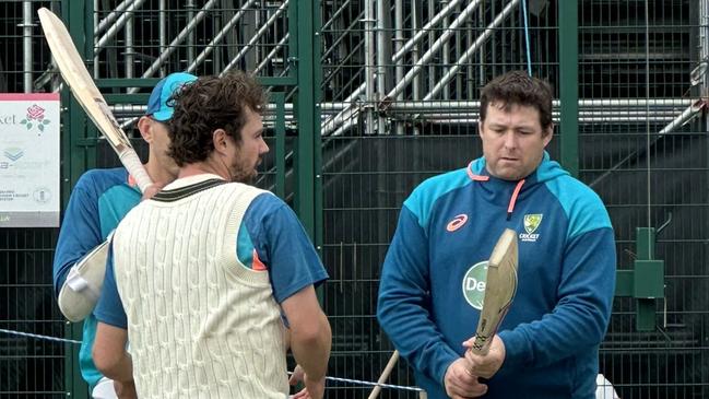 Ex-Suns coach Stuart Dew has also been seen around the Australian cricket team this Ashes. Photo: Daniel Cherny