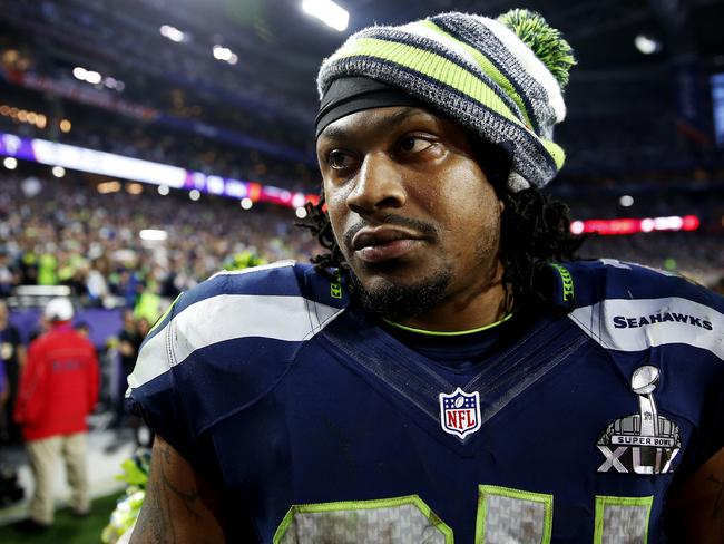 GLENDALE, AZ - FEBRUARY 01: Marshawn Lynch #24 of the Seattle Seahawks walks off the field at half time during Super Bowl XLIX at University of Phoenix Stadium on February 1, 2015 in Glendale, Arizona. (Photo by Christian Petersen/Getty Images)