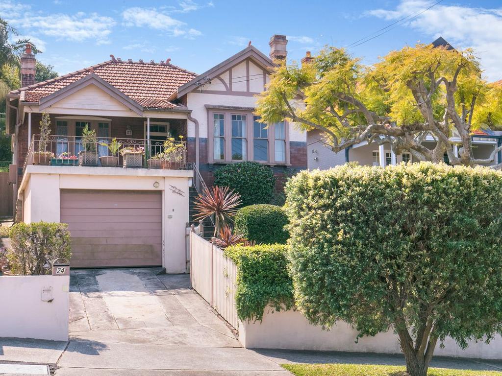 24 Calypso Ave, Mosman sold for $550,000 above reserve