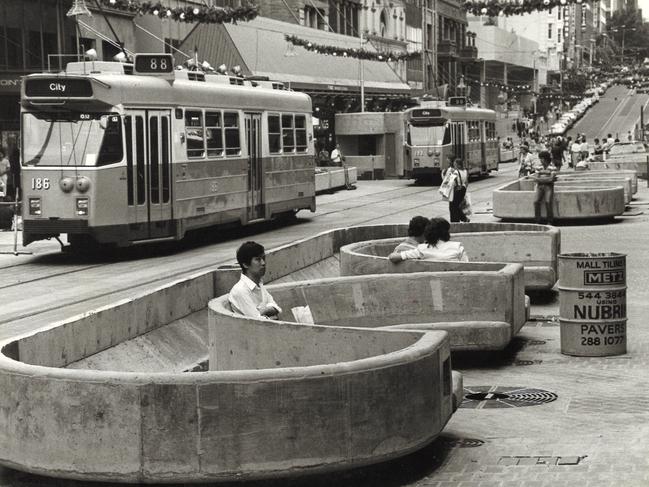 Bourke St mall officially opened in  November 1982. 