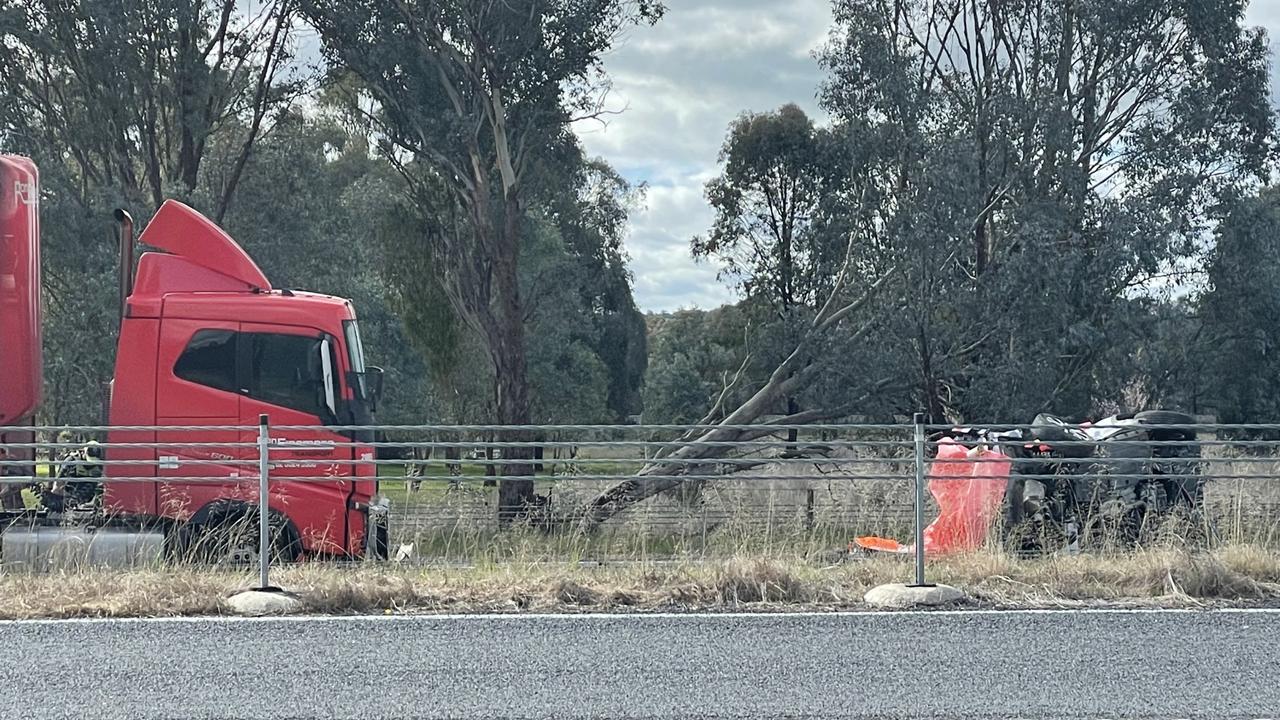 Major Crash On Hume Hwy, Chiltern Valley | Daily Telegraph