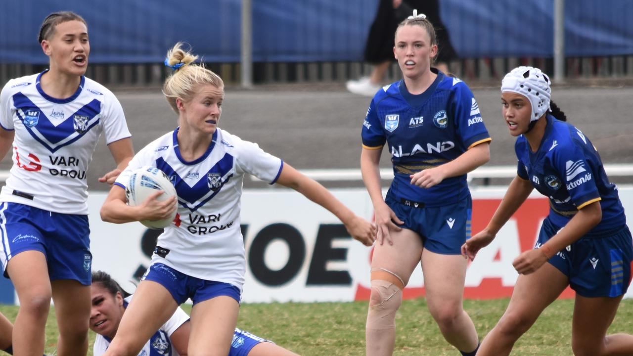 Kayla Henderson runs with the ball. Picture: Sean Teuma