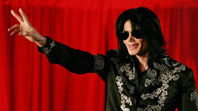 (FILES) This file photo taken on March 5, 2009 shows US popstar Michael Jackson addressing a press conference at the O2 arena in London. Sony said on March 15, 2016 it will pay Michael Jackson's estate 750 million USD for the late pop star's share of a music venture that owns the rights to songs by some of the biggest names in music history. The deal will see the Japanese firm pick up Jackson's 50 percent stake in Sony ATV Music Publishing, which has the rights to several million titles including those written by the Beatles, Marvin Gaye and Bob Dylan. / AFP PHOTO / CARL DE SOUZA