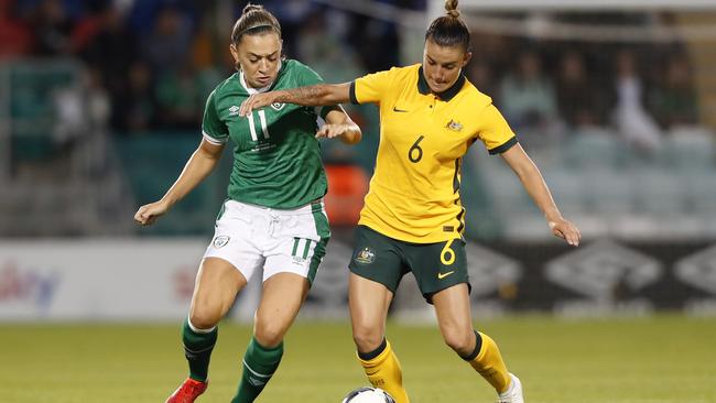 Chloe Logarzo (right) went off with a knee injury early in the second half. Picture: Oisin Keniry/Getty Images