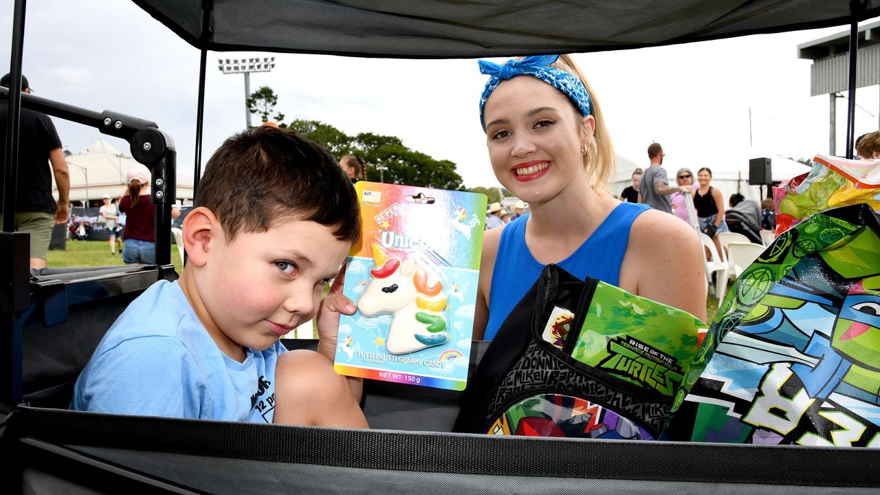 Rafael Vahua with Jasmin Long at the Heritage Bank Toowoomba Royal Show. Saturday March 26, 2022