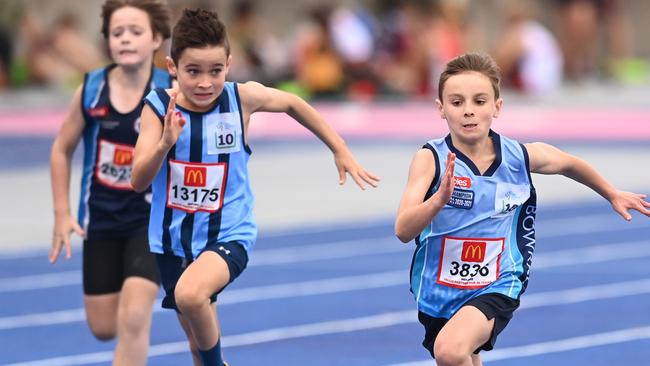 Lucas Hill from Bowral in the U10 100m Sprint.