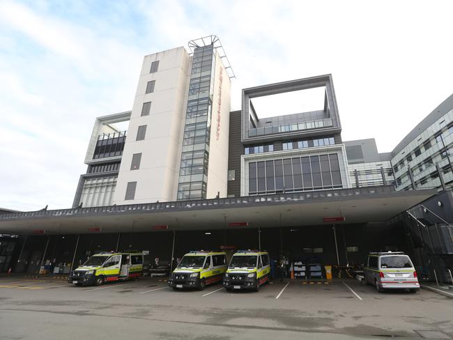 Ambulances at Gold Coast University Hospital. Picture: NCA NewsWire/ Richard Gosling